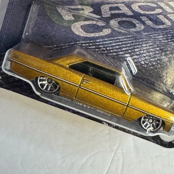 Hot Wheels Silver Series Fast and Furious RACING COURSE 1966 CHEVY NOVA 4/5 - Picture 4 of 8